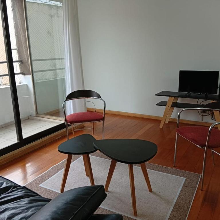 Luminoso Piso Alto con Pileta, Laundry, Sauna y Seguridad - Apartamento de 1 dormitorio - 2