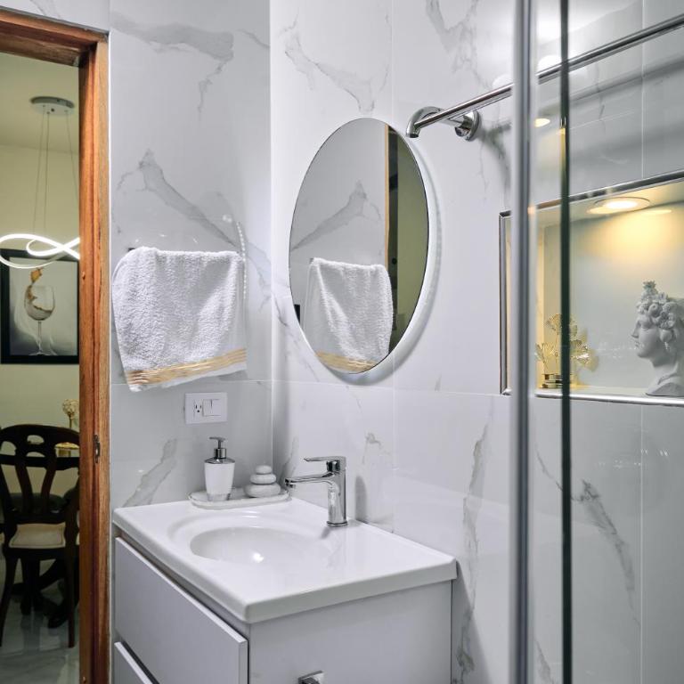 Pacohouse, Apartamento cerca al parque - Three-Bedroom Apartment - 12