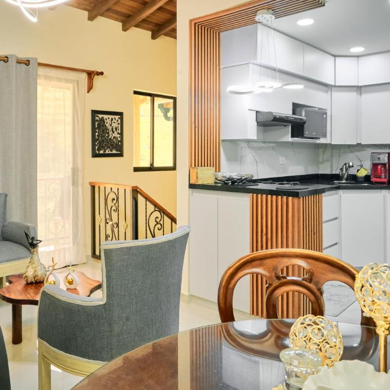 Pacohouse, Apartamento cerca al parque - Three-Bedroom Apartment - 13