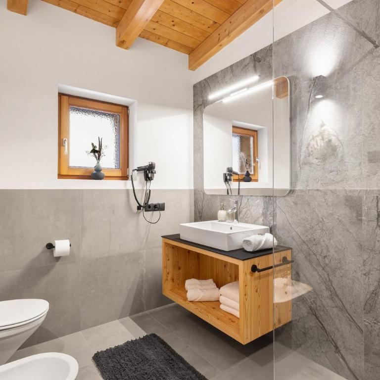 Maierhof - Deluxe Apartment mit Balkon und 2 Schlafzimmern - 22
