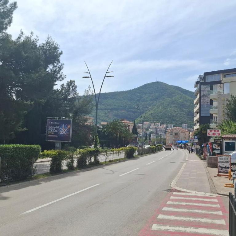 VUK's 5 min from the BEACH Two-Bedroom Apart - Apartman sa 2 Spavaće Sobe - 37