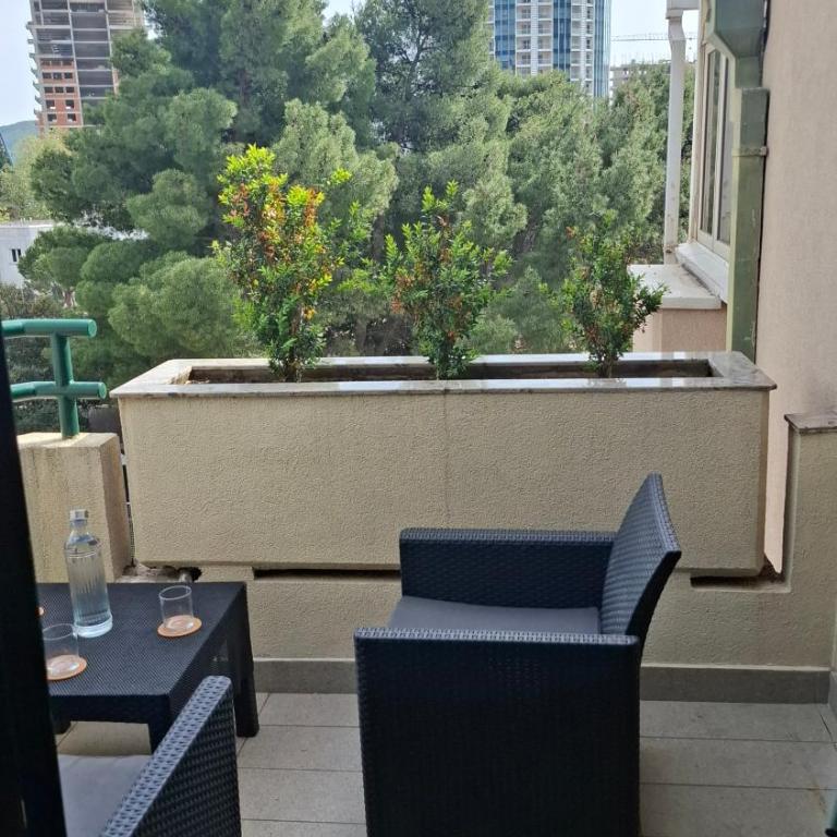 VUK's 5 min from the BEACH Two-Bedroom Apart - Apartman sa 2 Spavaće Sobe - 26