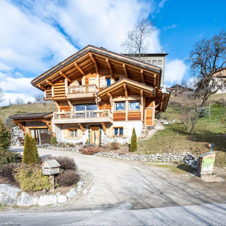 Tié No Appartement Chaleureux - Appartement 3 Chambres avec Vue sur la Montagne - 28