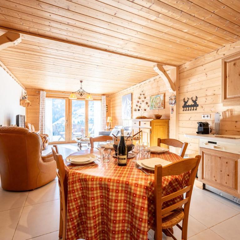 Tié No Appartement Chaleureux - Appartement 3 Chambres avec Vue sur la Montagne - 10