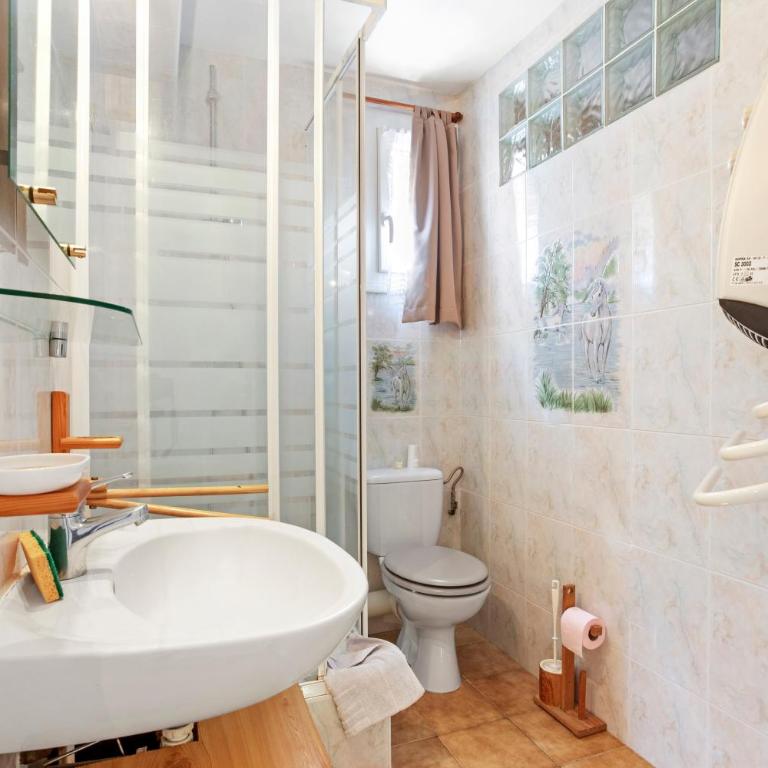 Appartement pour 4 Les Pins - Apartment mit 1 Schlafzimmer und Gartenblick - 16