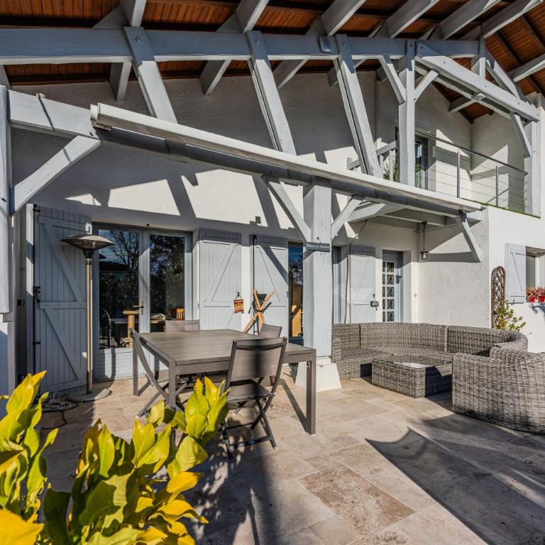 Chambre D'hote Chez Amaya - Chambre Double - Vue sur Jardin - 1