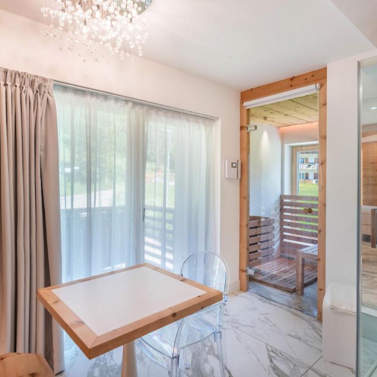 Apart Wellness Alpino con minispa - Appartamento Deluxe con 2 Camere da Letto e Vista Giardino - 16