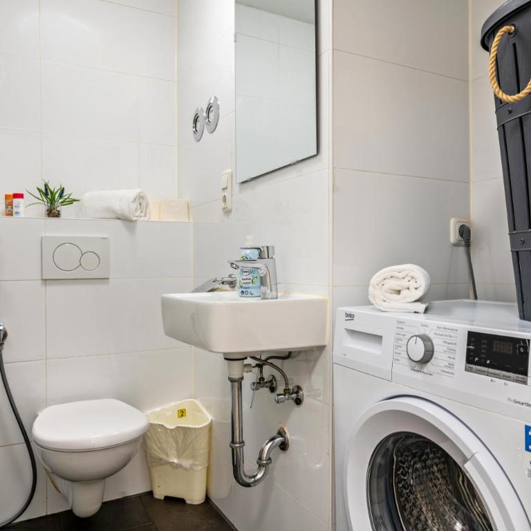 Aldars Urban Trio Suite No. 2 - Apartamento Deluxe de 2 dormitorios con balcón - 16