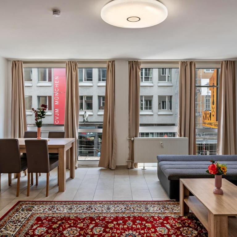 Aldars Urban Trio Suite No. 2 - Apartamento Deluxe de 2 dormitorios con balcón - 1