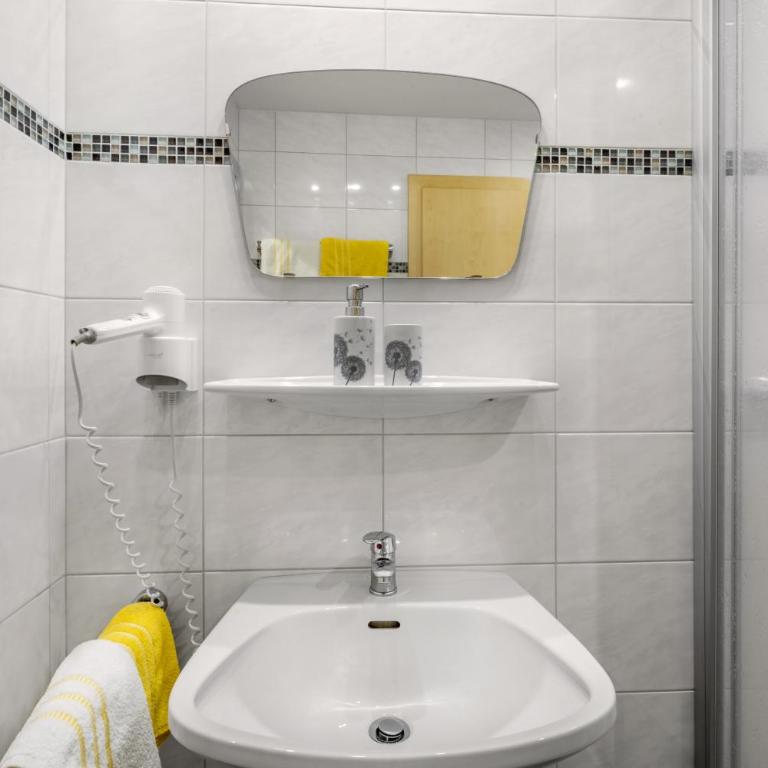 Appartement Nr 2 Haus Voglreiter - Deluxe Apartment mit Balkon und 2 Schlafzimmern - 18