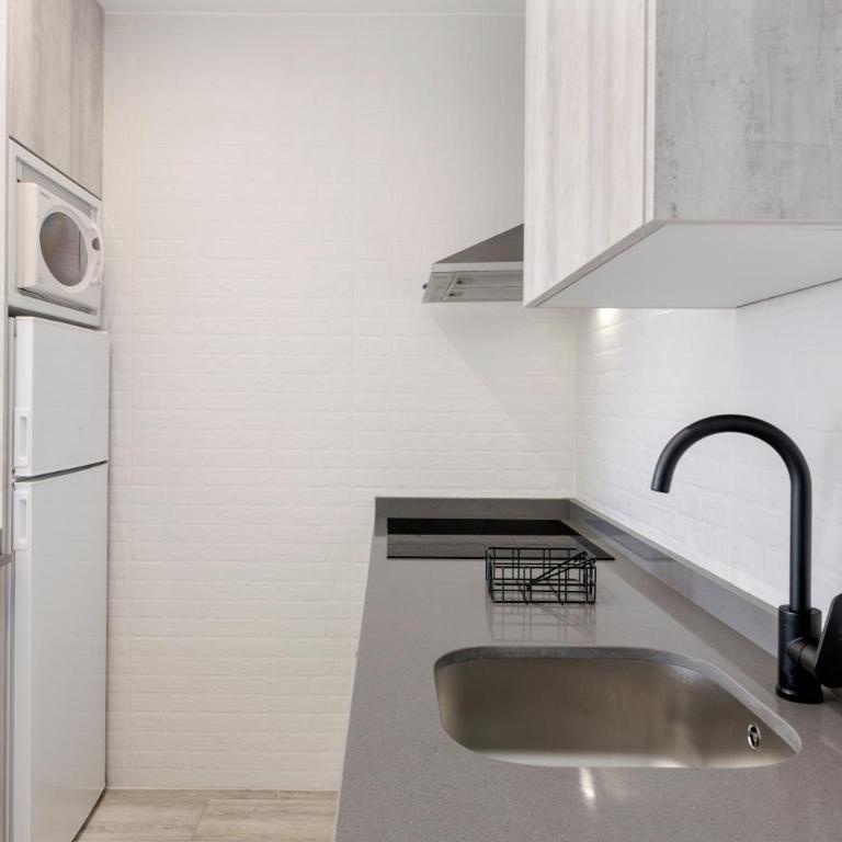 Vistas a los 2 Mares - Apartamento Superior de 1 dormitorio con balcón - 11