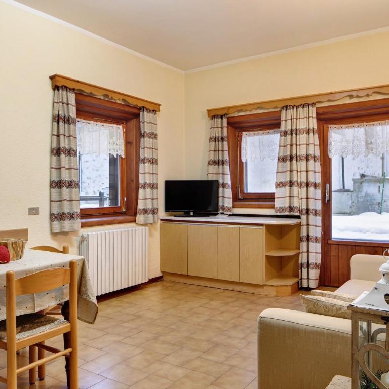 Baita Franz 2 Livigno - Appartamento Deluxe con 2 Camere da Letto e Vista Giardino - 5