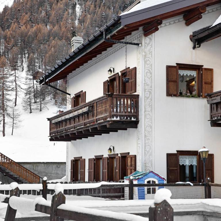 Baita Franz 2 Livigno - Appartamento Deluxe con 2 Camere da Letto e Vista Giardino - 24