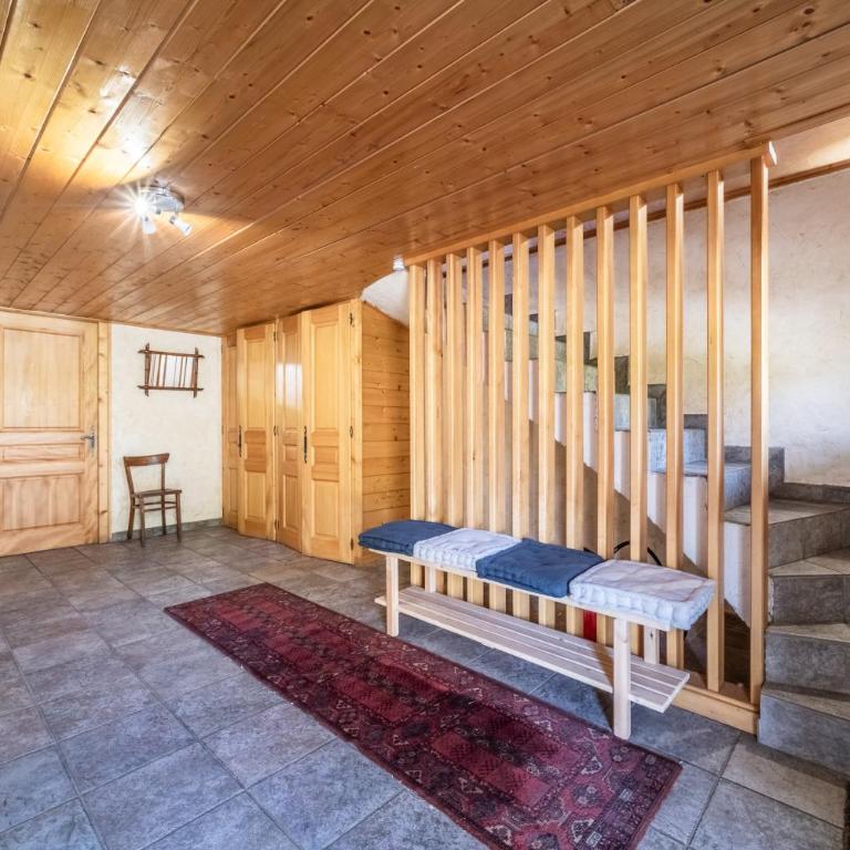 Chalet Le Reposoir - 3 étoiles - Three-Bedroom Chalet - 25