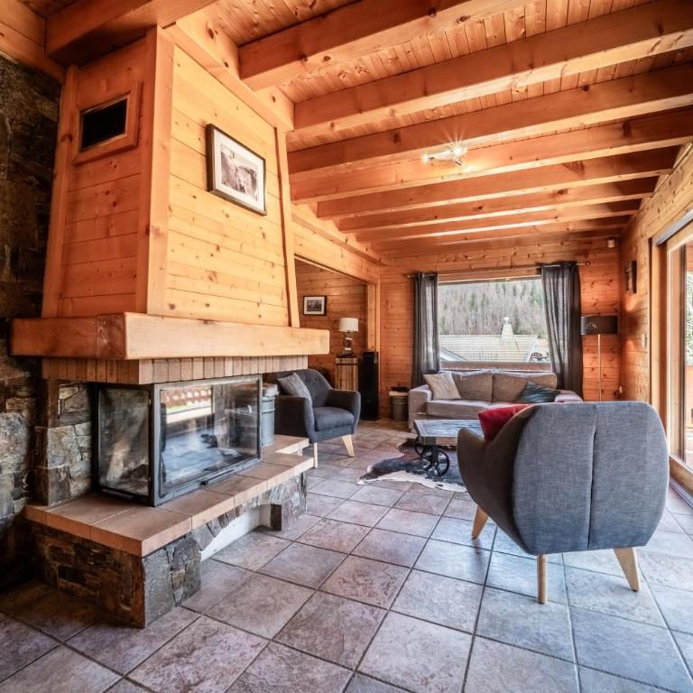 Chalet Le Reposoir - 3 étoiles - Three-Bedroom Chalet - 10
