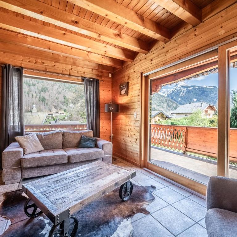 Chalet Le Reposoir - 3 étoiles - Three-Bedroom Chalet - 7