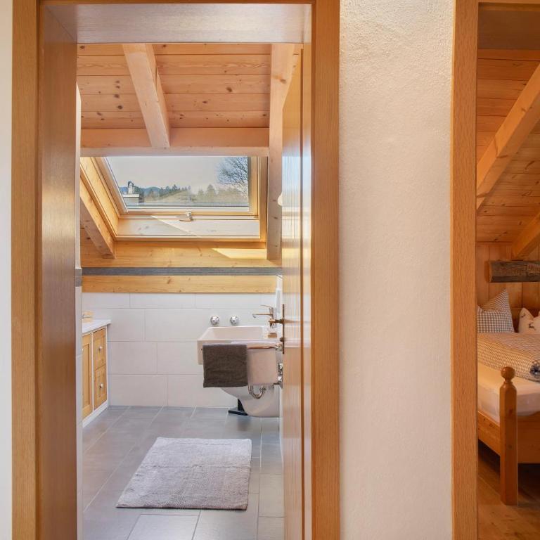 Ferienwohnung Bergkristall - Deluxe-Apartment mit 2 Schlafzimmern und Gartenblick - 18