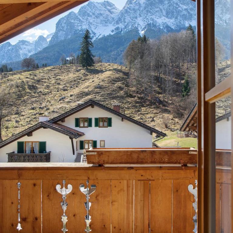 Ferienwohnung Bergkristall - Deluxe-Apartment mit 2 Schlafzimmern und Gartenblick - 30