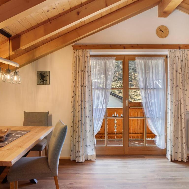 Ferienwohnung Bergkristall - Deluxe-Apartment mit 2 Schlafzimmern und Gartenblick - 5