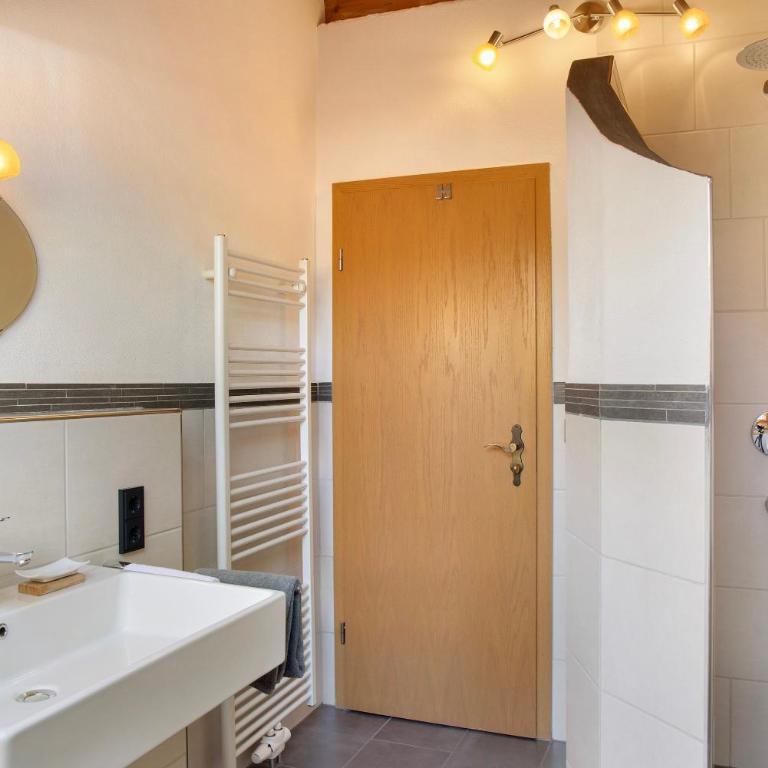 Ferienwohnung Bergkristall - Deluxe-Apartment mit 2 Schlafzimmern und Gartenblick - 20