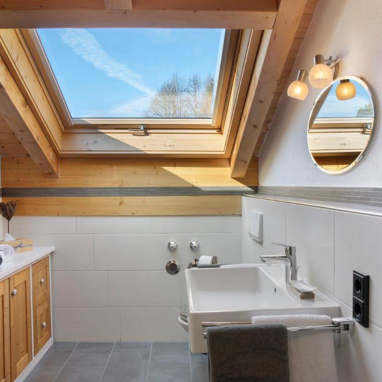 Ferienwohnung Bergkristall - Deluxe-Apartment mit 2 Schlafzimmern und Gartenblick - 19