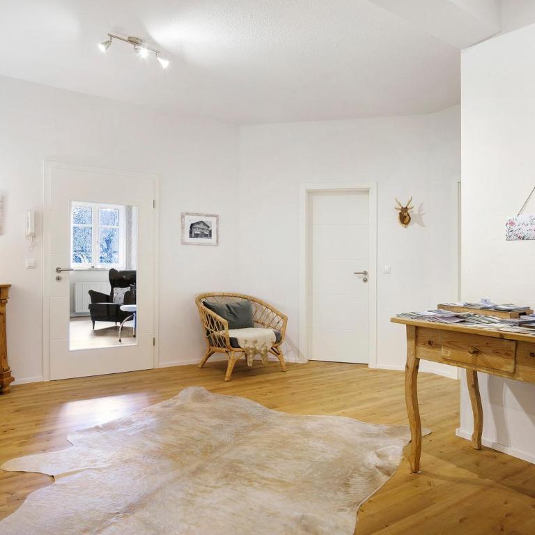 Ferienwohnung Flür - Apartment mit Terrasse - 24