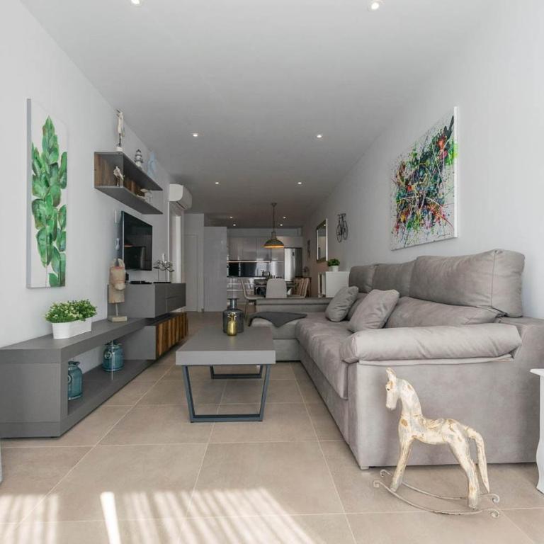 Modern Apartment in Cómpeta I - Apartamento de 3 dormitorios y vistas al mar - 2