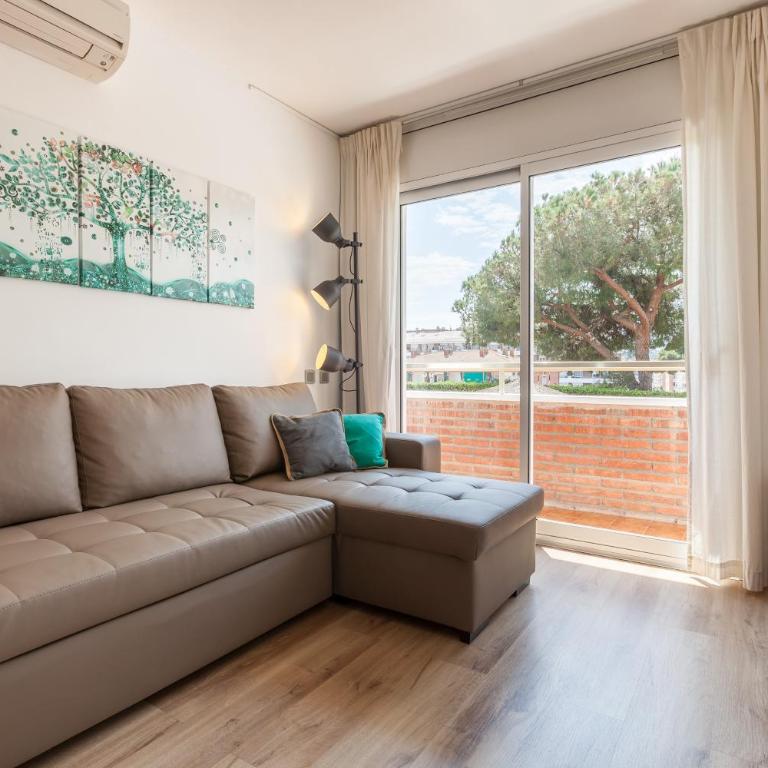 Fada Lloret - Apartamento de 1 dormitorio con vistas al jardín - 4