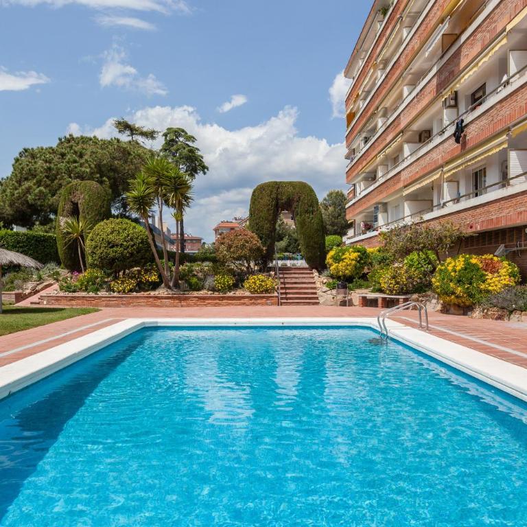 Fada Lloret - Apartamento de 1 dormitorio con vistas al jardín - 1