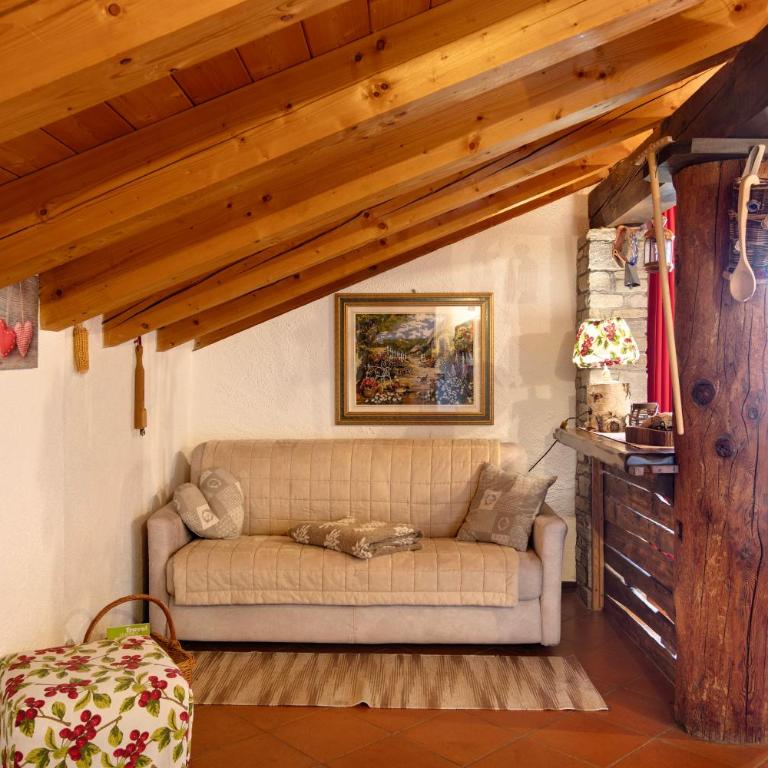 Maison Sylvie Pila - Appartamento Superior con 1 Camera da Letto e Balcone - 6