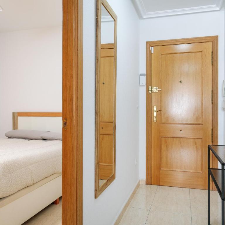 Carmela En Santa Pola - Apartamento Deluxe de 2 dormitorios con balcón - 12