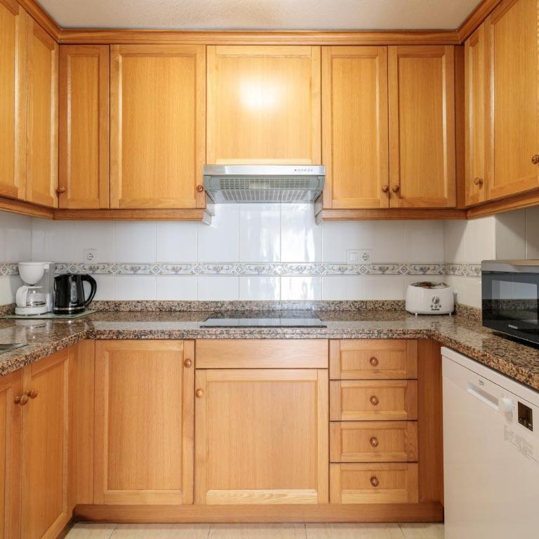 Carmela En Santa Pola - Apartamento Deluxe de 2 dormitorios con balcón - 7