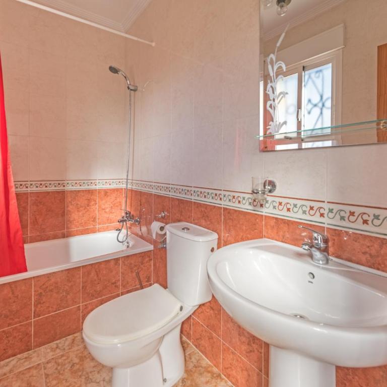 Casa Roncar - Three-Bedroom House - 19