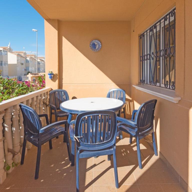 Casa Roncar - Three-Bedroom House - 2