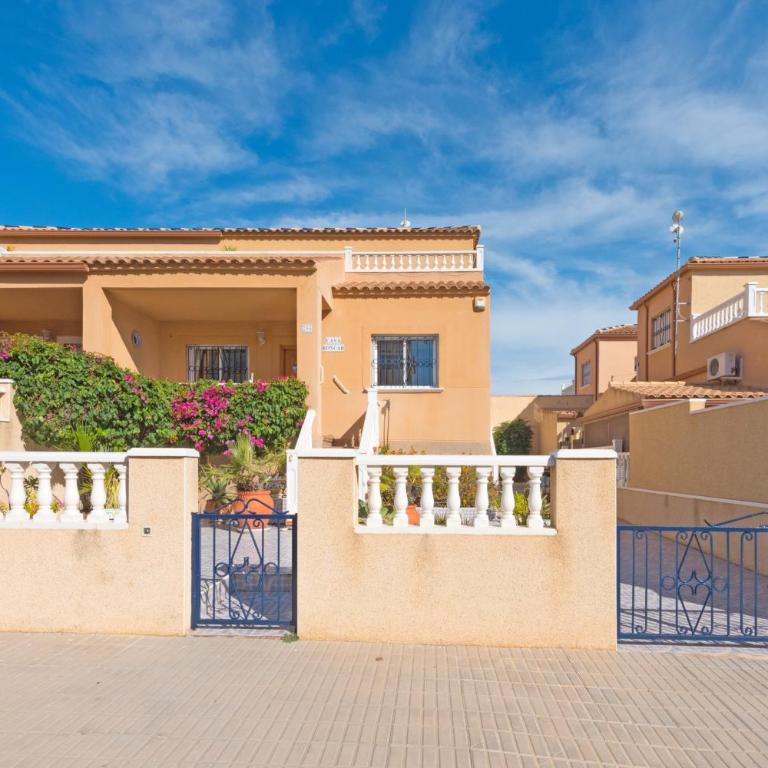 Casa Roncar - Three-Bedroom House - 23