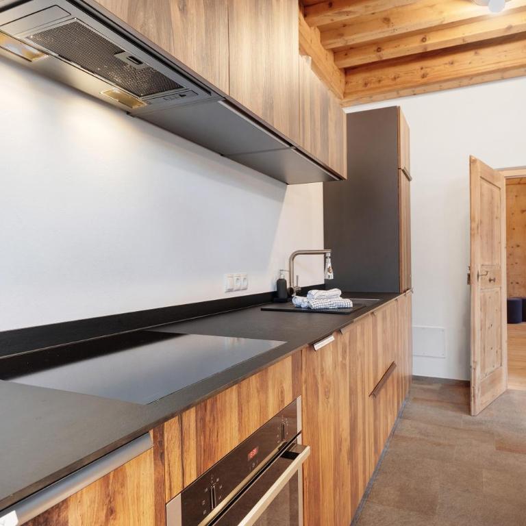 Alpin Chalet Samer Apt Bauernstube - Appartement 3 Chambres Premium avec Balcon - 17