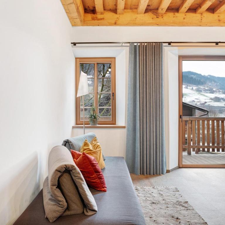 Alpin Chalet Samer Apt Bauernstube - Appartement 3 Chambres Premium avec Balcon - 12