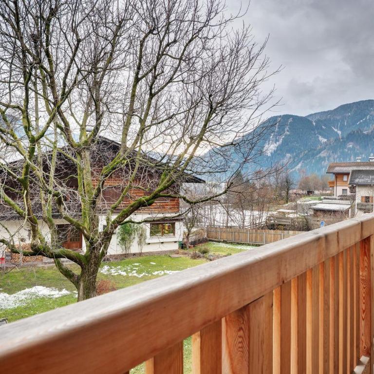Alpin Chalet Samer Apt Bauernstube - Appartement 3 Chambres Premium avec Balcon - 13