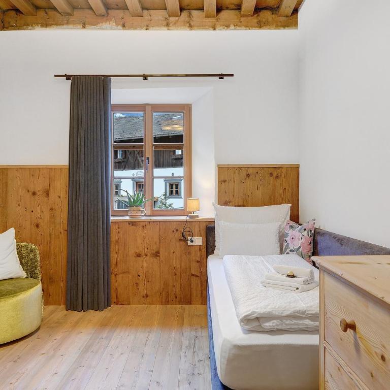 Alpin Chalet Samer Apt Bauernstube - Appartement 3 Chambres Premium avec Balcon - 33
