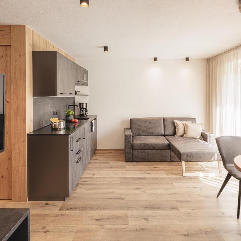 Silva Apartments - App "Living" - Appartamento Deluxe con 2 Camere da Letto e Vista Giardino - 2