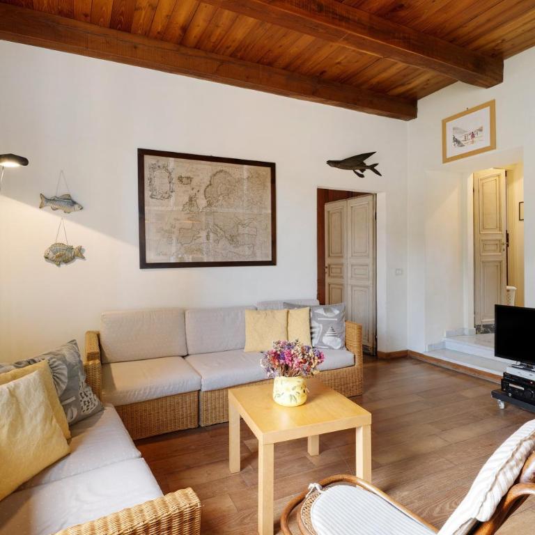 Chéz Dede - Appartamento Deluxe con 2 Camere da Letto e Balcone - 8