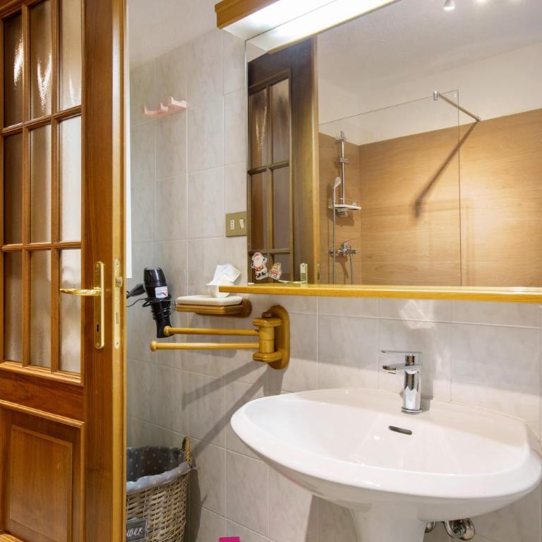 Maison Sylvie Pila - Appartamento Superior con 1 Camera da Letto e Balcone - 24
