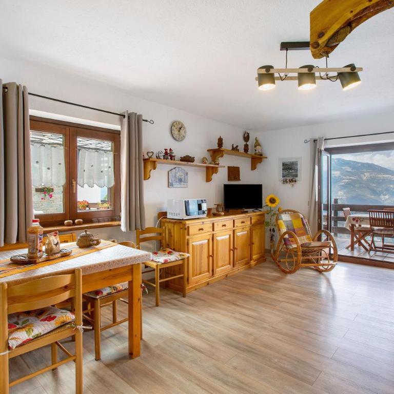 Maison Sylvie Pila - Appartamento Superior con 1 Camera da Letto e Balcone - 11