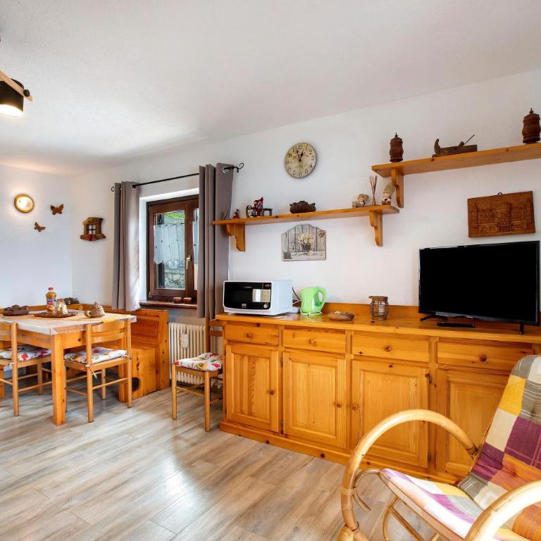 Maison Sylvie Pila - Appartamento Superior con 1 Camera da Letto e Balcone - 12