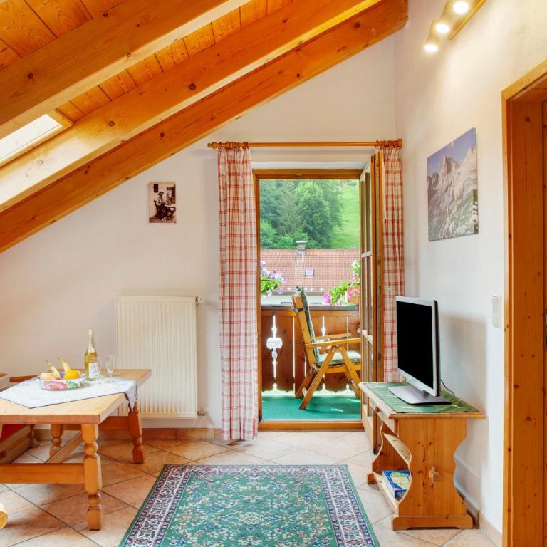 Ferienwohnung Waxenstein - Superior Apartment mit 1 Schlafzimmer und Balkon - 13
