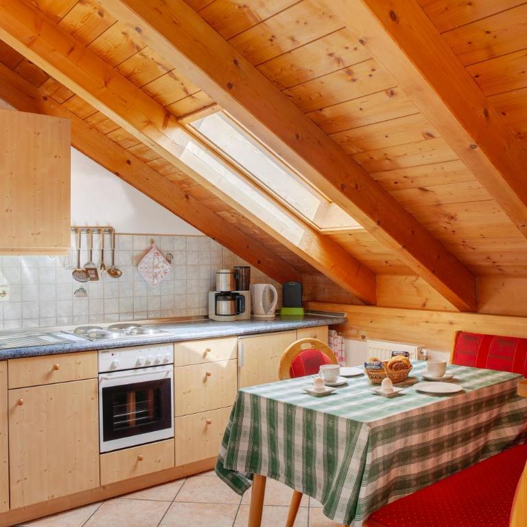 Ferienwohnung Waxenstein - Superior Apartment mit 1 Schlafzimmer und Balkon - 9