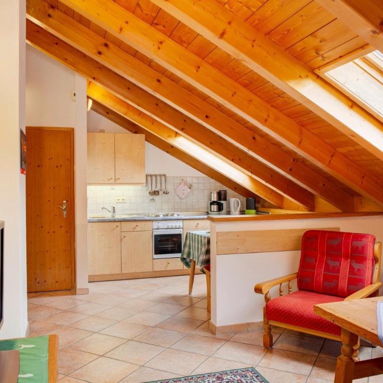 Ferienwohnung Waxenstein - Superior Apartment mit 1 Schlafzimmer und Balkon - 8