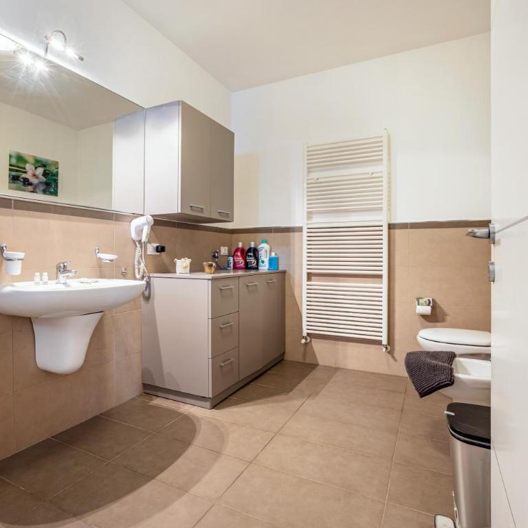 Residence La Villa Principe - Appartamento Deluxe con 2 Camere da Letto e Vista Giardino - 18