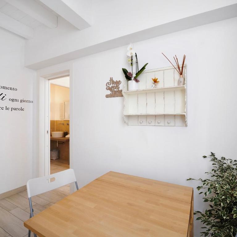 Ama - Appartamento Deluxe con 2 Camere da Letto e Balcone - 11
