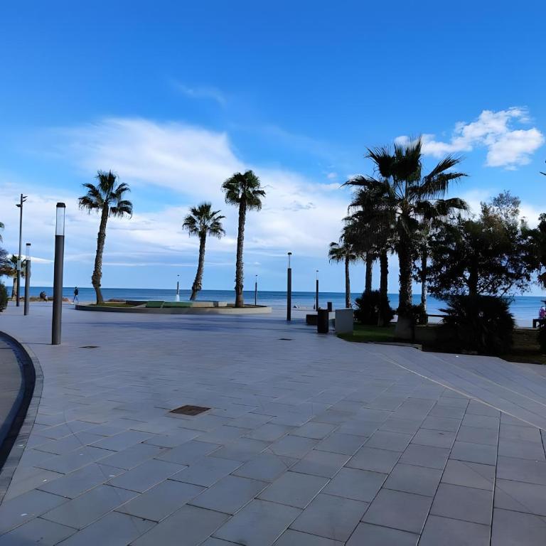 Ferienwohnung mit Pool 50m Strand - Two-Bedroom Deluxe Apartment with Balcony - 19